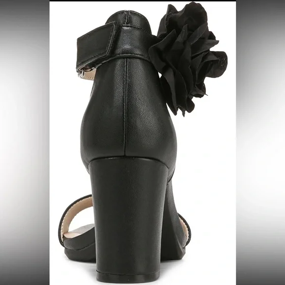 NWT LifeStride Adore Me Sandals - Picture 4 of 9